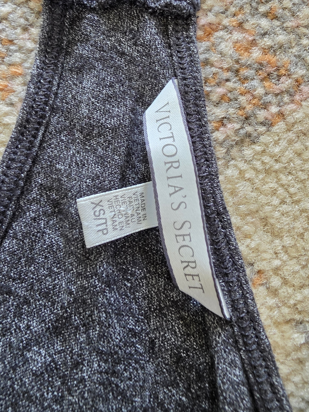 Victoria’s Secret Sport Gray Racerback Tank Top Angel Wings Logo XS Athletic - Picture 2 of 5
